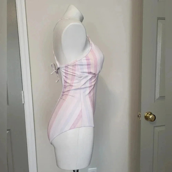 Splendid Heather Ombre Striped V-Neck Medium Coverage One Piece Swimsuit(M)NWT - Picture 5 of 11